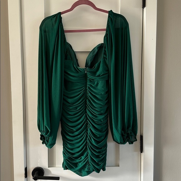 Luxxel Deep Green Long Sleeve Dress - Picture 4 of 4